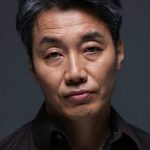 松角洋平
