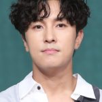 김동완