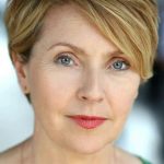 Karen Ascoe