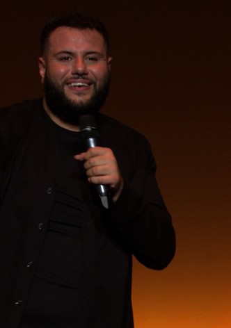 Mo Amer: The Vagabond-poster-2018-1767877007